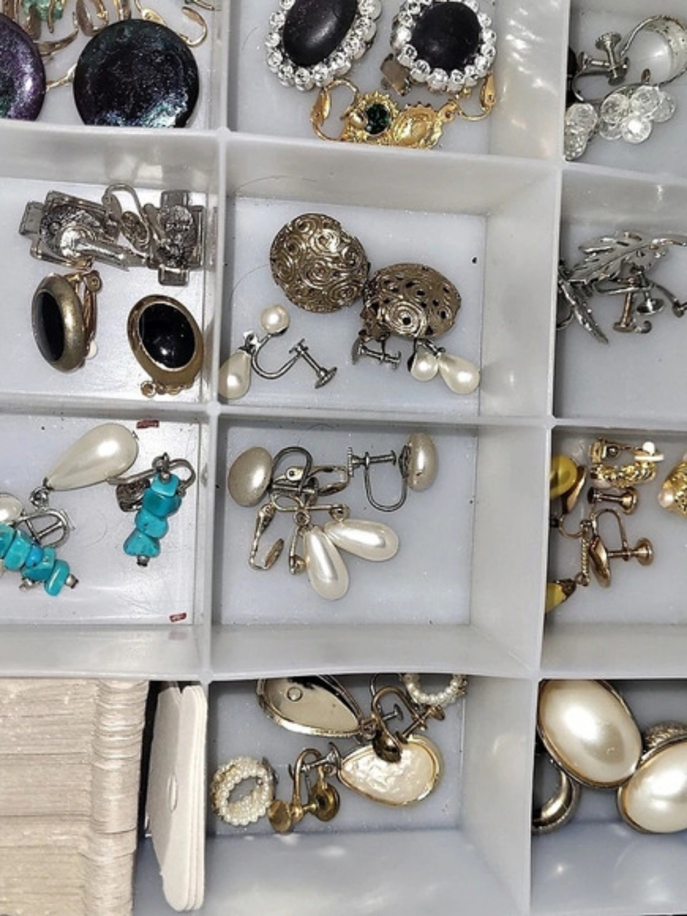 Vintage Clip-on Earrings Lot - Picture 2 of 5